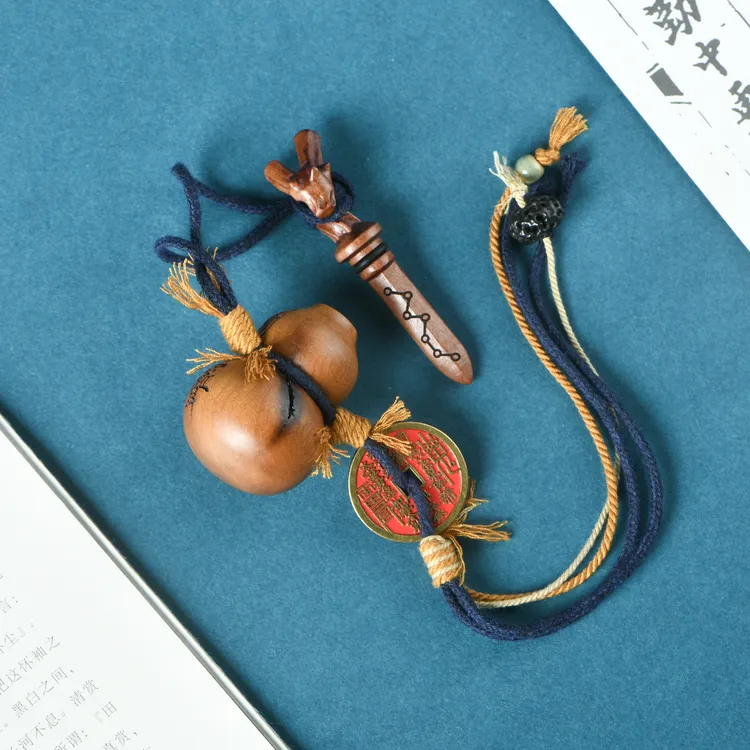 雷击桃木老料精雕雨渐耳葫芦龙头七星剑山鬼钱挂饰（多样性发）