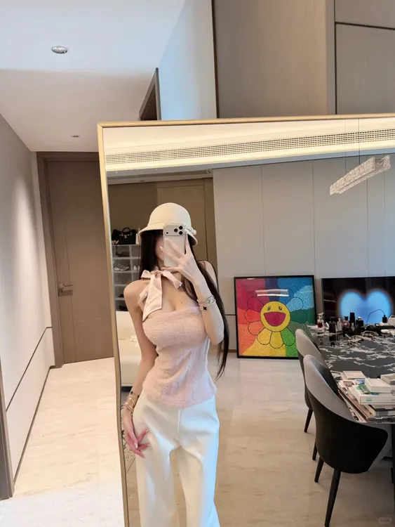 韩系醋酸飘带正反两穿粉色系带针织抹胸挂脖背心上衣女显瘦休闲裤