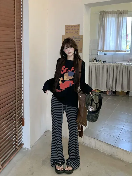 棉上衣+休闲裤子秋季新款宽松印花条纹套装ins两件套长袖微喇裤女