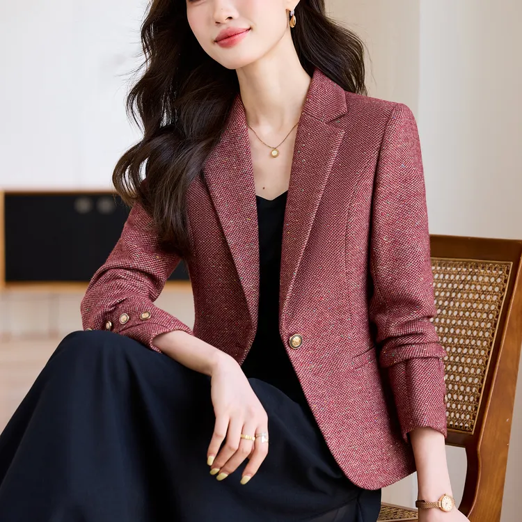 小个子短款西装外套女2025秋冬新款时尚洋气显瘦百搭女士西服上衣
