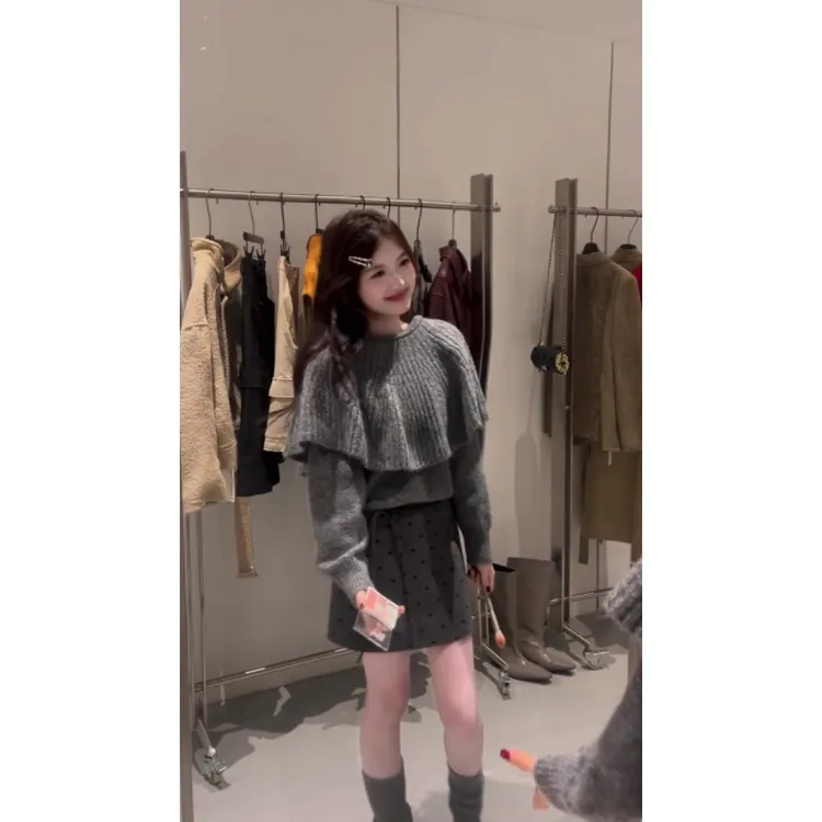 MARIE.COCO韩系复古斗篷披肩套头毛衣女秋冬新款波点半身裙两件套