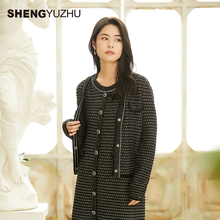 短外套秋季针织外套开衫女装单排扣圆领小香风秋冬服饰常规款格纹