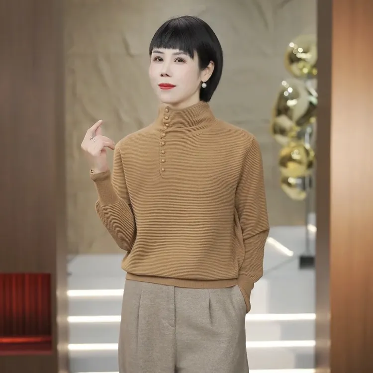 【渲渲推荐】F8168冬季条纹斜扣高领羊毛衫