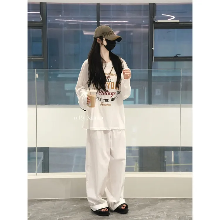 简约时尚气质高级感白色印花长袖T恤宽松上衣高腰直筒阔腿裤套装