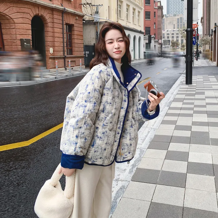 简约韩系穿搭羽绒服2025冬新款休闲百搭ins风复古流行加厚面包服