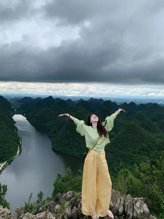 2025夏季新款韩系多巴胺防晒衬衫上衣女搭配百搭休闲阔腿裤两件套
