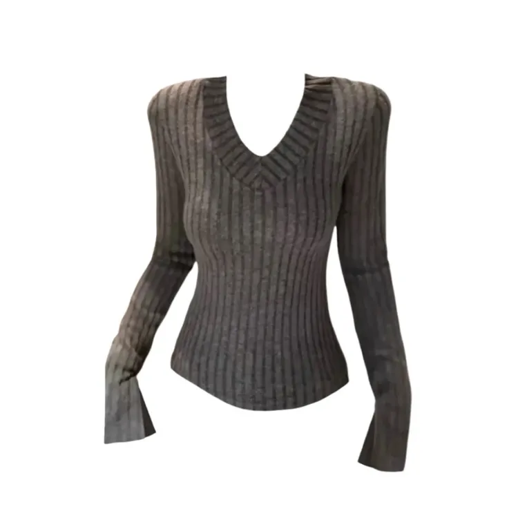 【现货+运费险】大码2025秋冬显瘦上衣长袖口开叉针织打底衫女8333