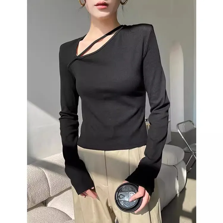 黑色斜肩打底衫女2025新款春秋季内搭设计感磨毛正肩长袖T恤上衣