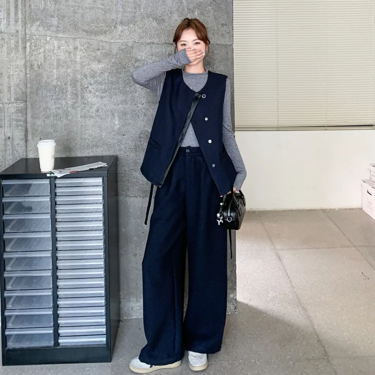 正式场合精致高级感三件套女2025早秋韩系气质马甲衬衫阔腿裤套装