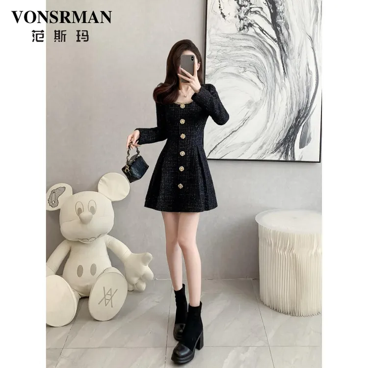 千金风法式圆领长袖毛呢连衣裙女秋冬短款裙子赫本风小黑裙小香风