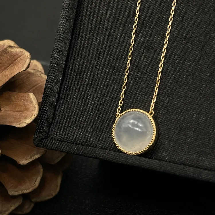 18k金白冰翡翠坠