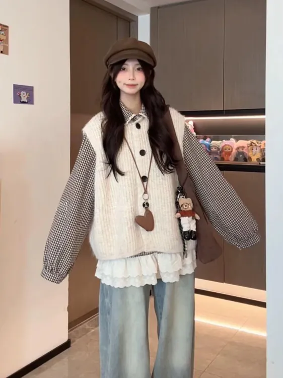 秋季套装2025新款女装韩系穿搭一整套针织马甲叠穿花边衬衫两件套