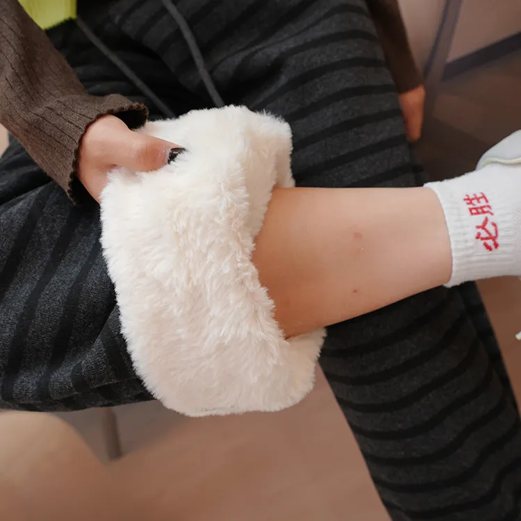 2025时尚条纹冬款加绒休闲阔腿裤女高腰垂感宽松显瘦针织直筒长裤