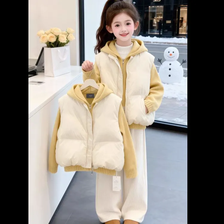 女童加绒加厚套装冬季2025新款大童韩版时髦马甲毛衣阔腿裤三件套