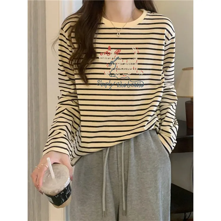 条纹设计感小众长袖t恤女韩版时尚百搭减龄上衣打底衫2025秋冬季