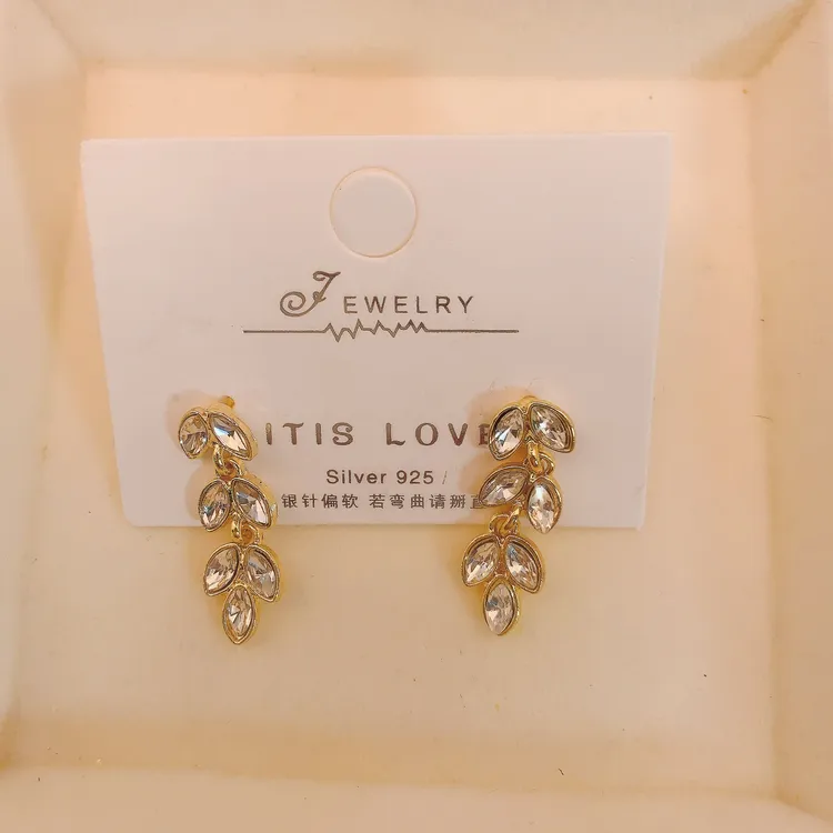 铜合金耳饰 轻奢时尚百搭法式小众简约设计感耳饰LY0658