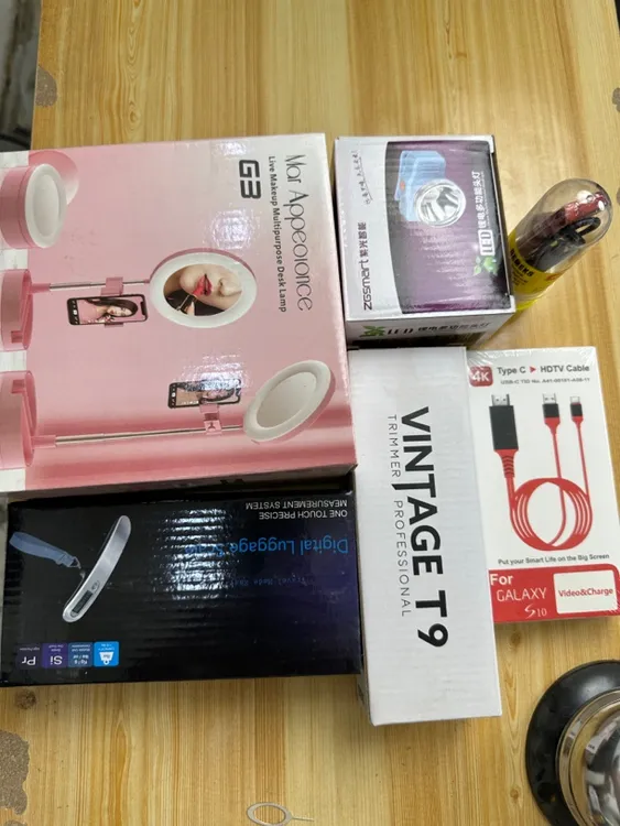 准新品  多功能直播支架带补光灯便携落地桌面拍照设备