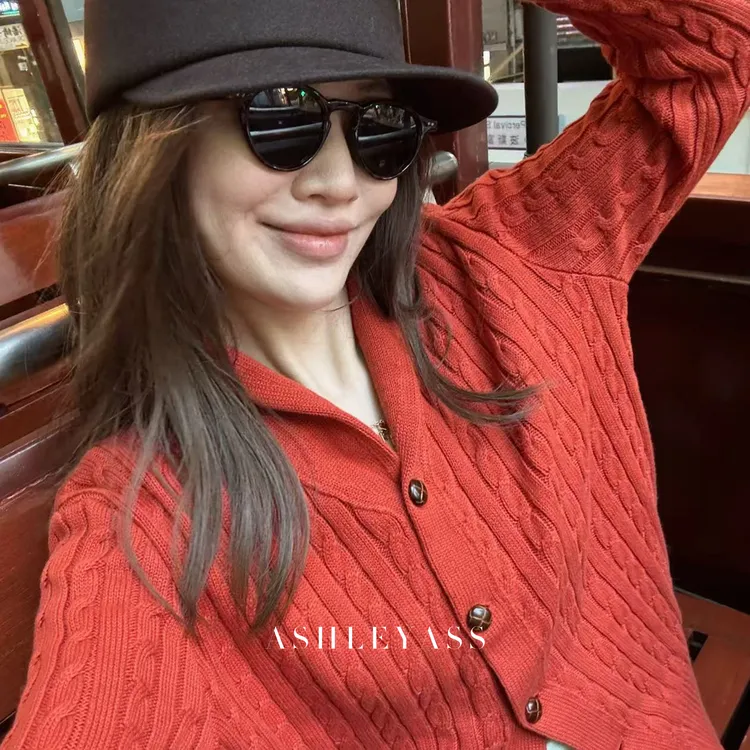 【ASHLEYASS】“1920S”龟纹蘑菇扣小马绣花罗纹毛针织衫LSM251279W