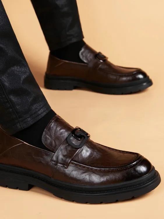 2025男士休闲皮鞋四季英伦商务一脚蹬男鞋透气潮流韩版百搭小皮鞋