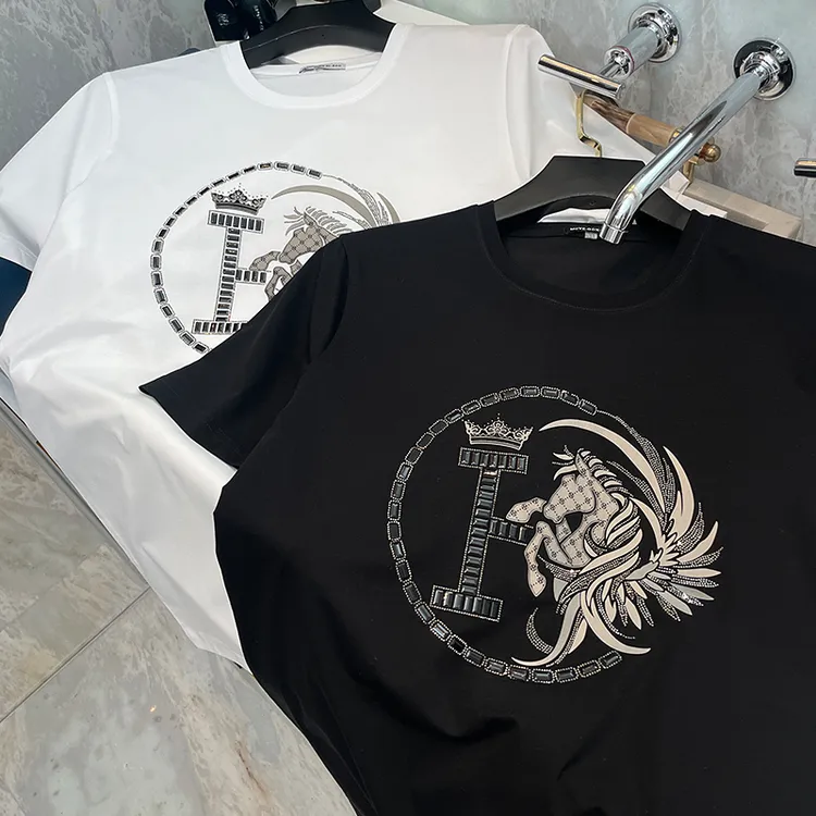 肯梅灵列个性马印花T恤薄款休闲男士圆领修身烫钻百搭t短袖夏半袖