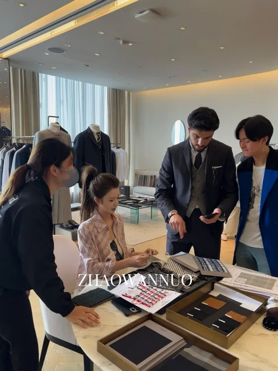 ZHAO WANNUO 丨 bbr25春夏新款粉格纹显瘦翻领衬衫NC0376