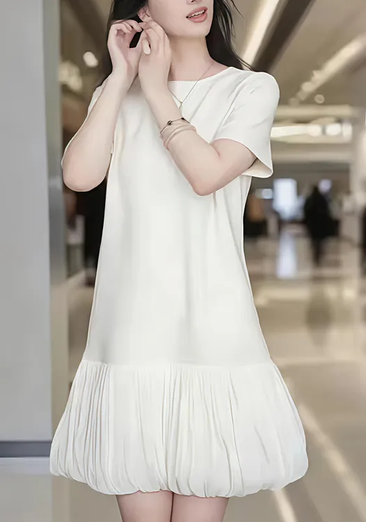 高级感气质纯色拼接下摆短款显瘦白色连衣裙裙子