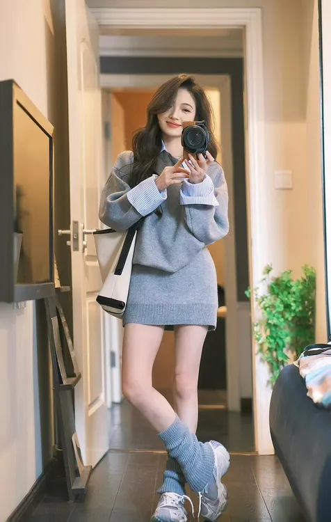 2025春季新款韩系穿搭小香学院风高级百搭减龄半身裙两件套装