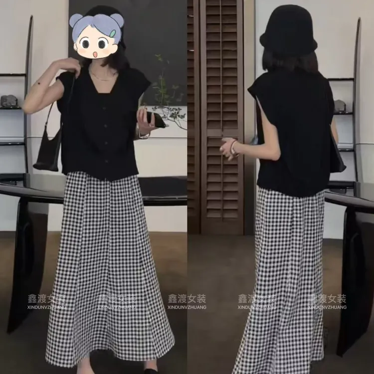 2025夏季新款时尚显瘦气质女士网红洋气两件套百搭款D9052