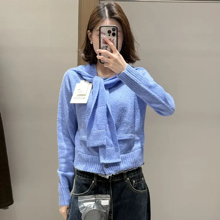 【现货】AVVENN真两件造型感披肩秋冬立体绣花logo细节针织短开衫