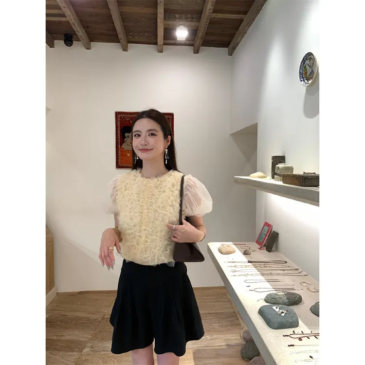 夏季2025新款设计感小众洋气百搭拼接网纱短袖上衣高腰a字半身裙