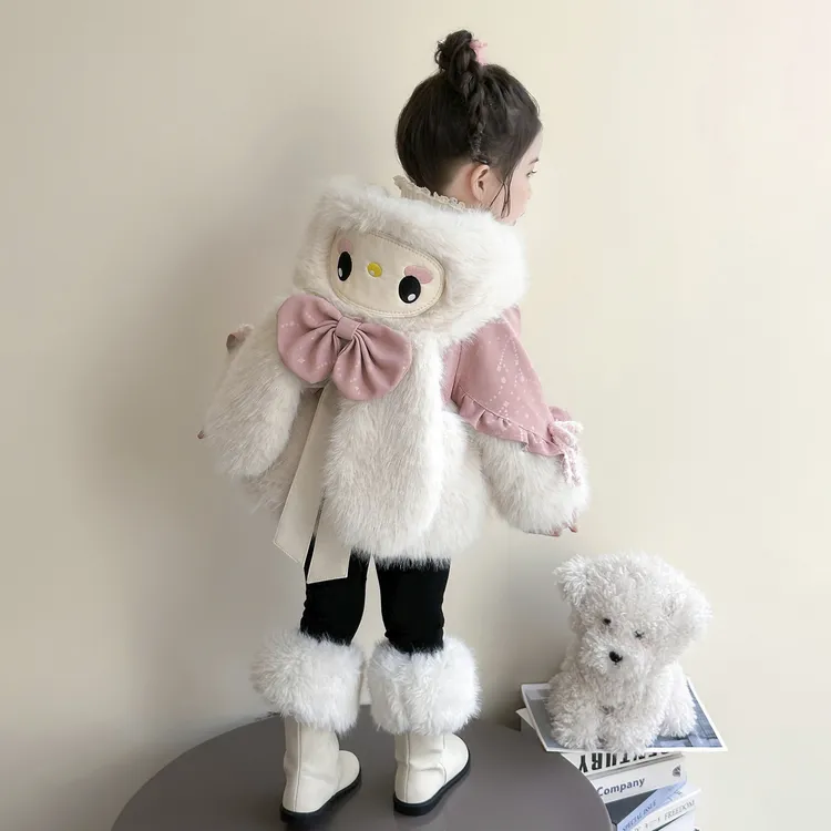 女童秋冬超可爱仿皮草外套儿童蝴蝶结连帽时尚毛毛衣宝宝保暖上衣