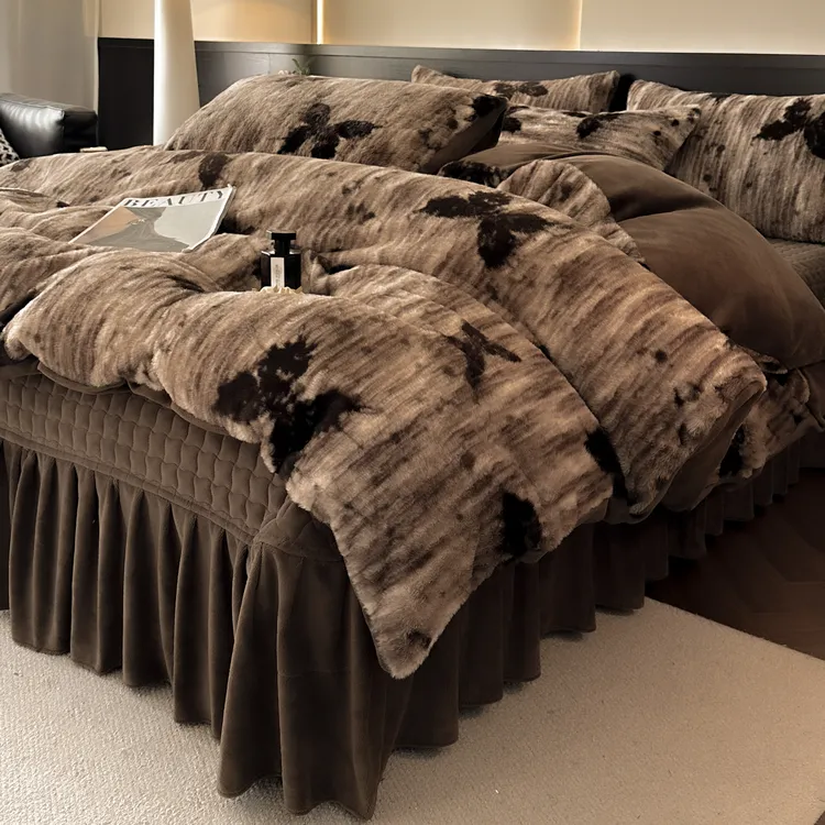 牛奶绒四件套加厚夹棉花边床盖款加厚保暖托斯卡纳长毛绒床上用品
