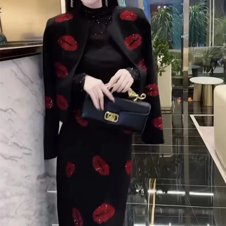 高级感轻奢气质两件套女2025秋季新款重工烫钻显瘦短外套+半身裙