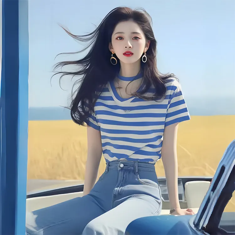 夏季2025新款高级感撞色条纹挂脖上衣设计感多巴胺拼接短袖t恤女