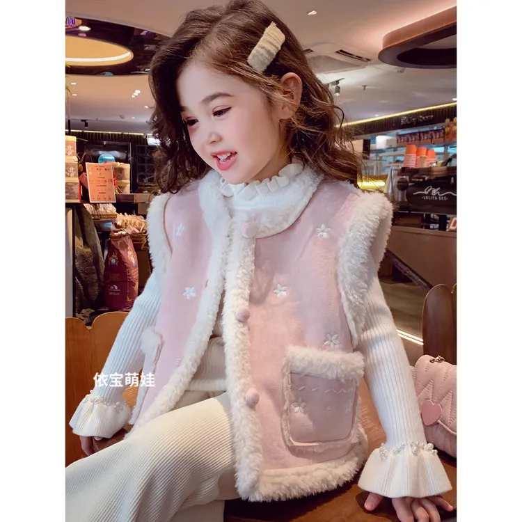 米米哈罗女童羊羔绒马甲冬装2025新款儿童仿皮草外套女孩马甲背心