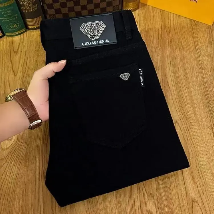 2026春秋新款黑色牛仔裤时尚潮牌高端秋冬抓绒弹力修身小脚休闲裤