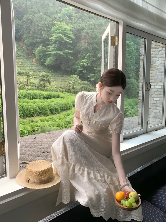 EIA一尧【雪见】气质矜贵轻奢刺绣V领上衣+半裙复古日常新中式套装