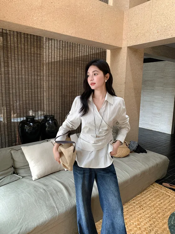 设计感褶皱条纹衬衫女2025秋季新款韩系气质休闲百搭收腰显瘦上衣