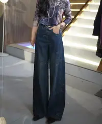 高端时尚百搭洋气显瘦复古水洗暗花女士牛仔直筒裤HBW*4198362