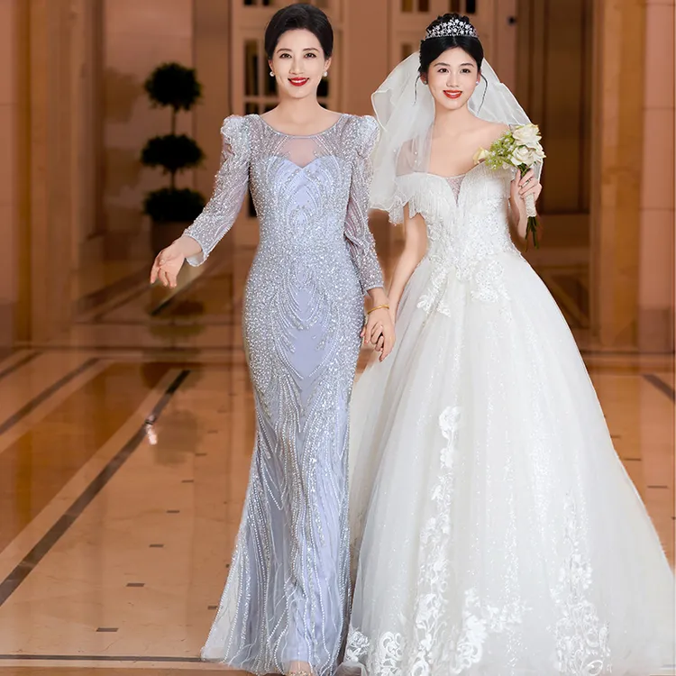 5977高端年轻喜妈妈婚宴装轻奢高级感重工优雅主持人结婚礼服长裙