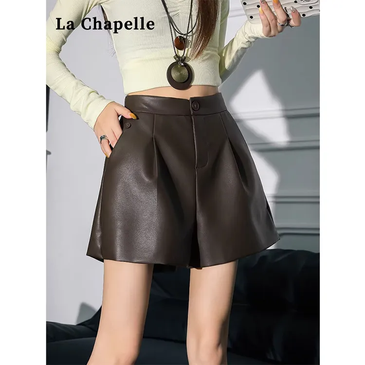 拉夏贝尔百搭显瘦阔腿短裤女冬季a字休闲裤外穿靴裤高腰皮短裤女