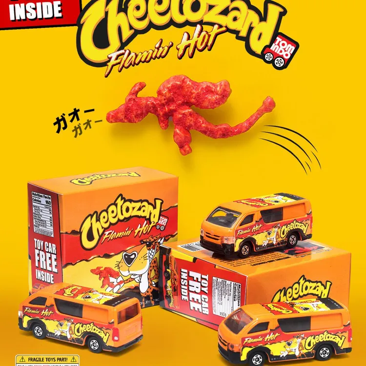 Tomindo二次奇多联名丰田海狮1:64合金模型面包车限定