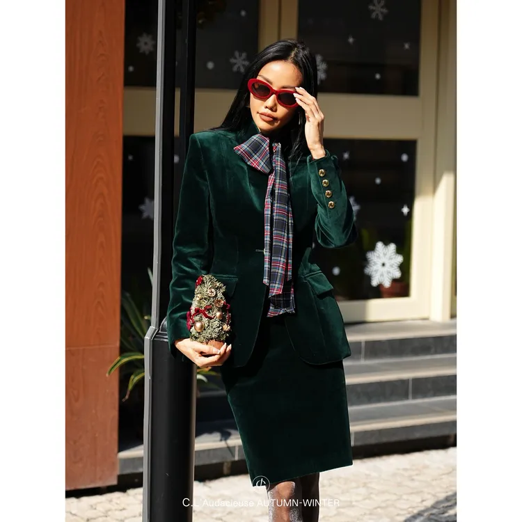 C.L'Audacieuse 【流光盛宴】法式设计师款单排金扣西装 CL25C769