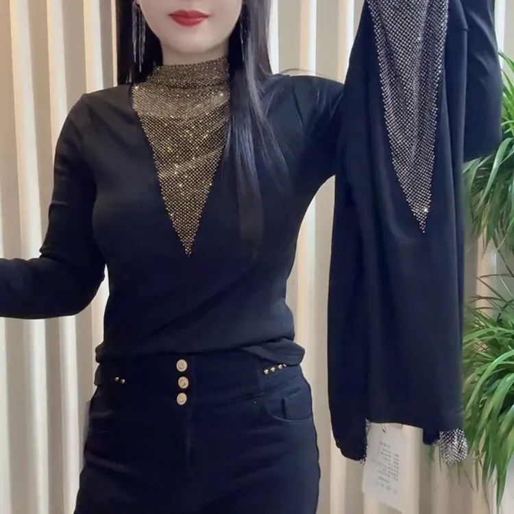 洋气长袖抓绒镶钻半高领女修身显瘦T恤时尚气质保暖打底衫秋冬