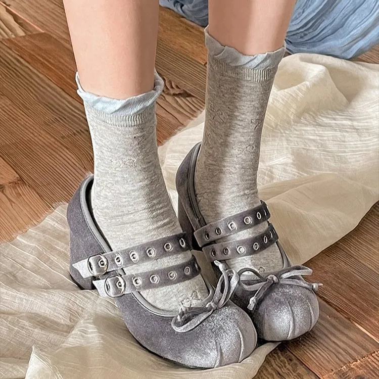 复古芭蕾风粗跟浅口单鞋女2025新款春秋配裙子结玛丽珍高跟鞋