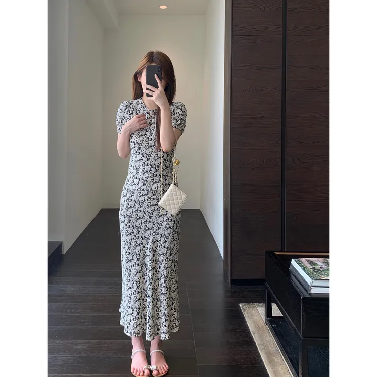 法式温柔穿出好身材显瘦印花长裙修身连衣裙女春夏新款