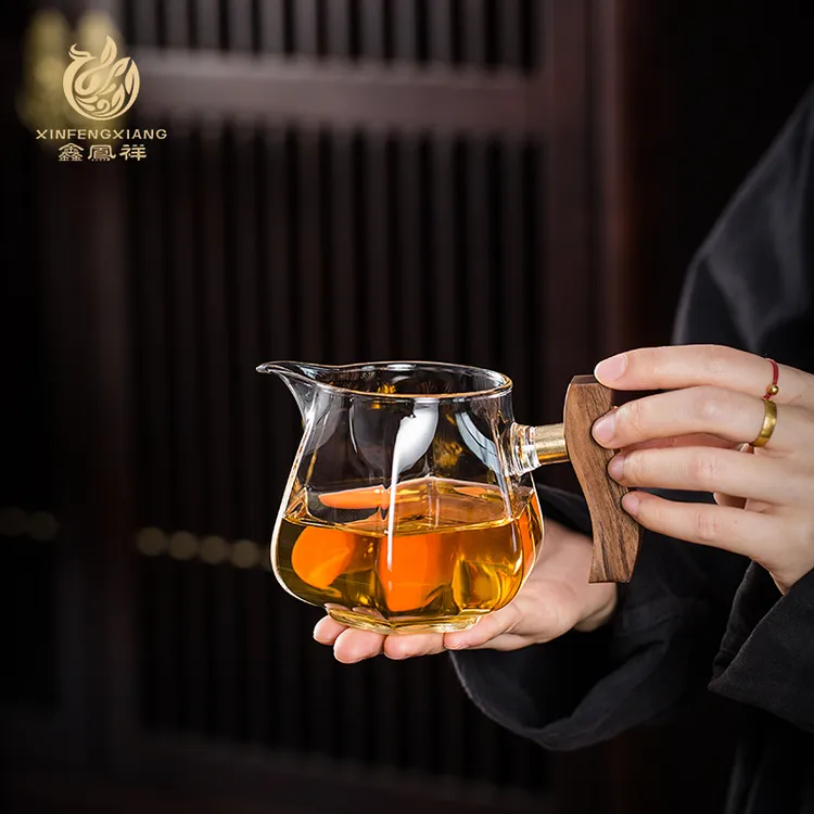 六角木璃二代公杯日式耐热加厚玻璃公杯木柄侧把公道杯玻璃公道杯