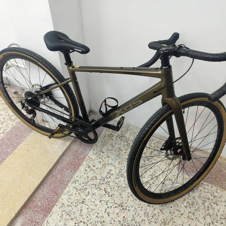 自行车700c轮组，车架46码，适合身高165-175左右，手变有小磕碰