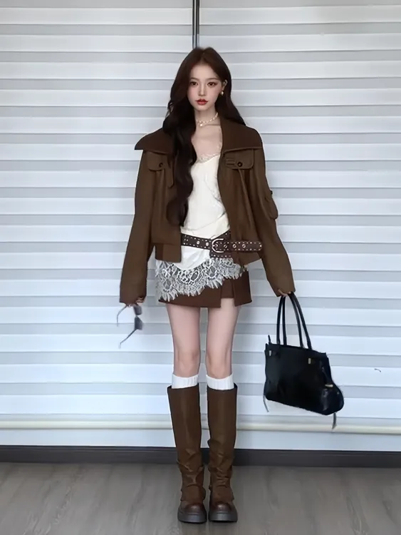 美拉德设计重工撞色翻领皮外套女装蕾丝上衣+开叉包臀短裙三件套