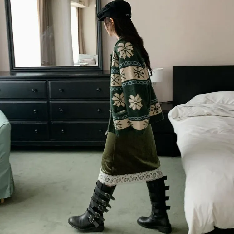 apM【FURE】东大门新款雪花编织提花 复古翻领毛衣外套秋冬新款